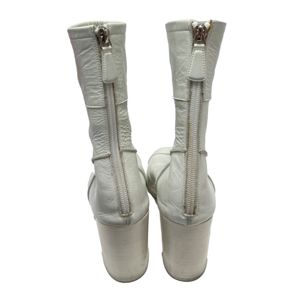 CHANEL 2020C White Leather CC Heeled Block Sock Boot sz 6/36 - Picture 3 of 16